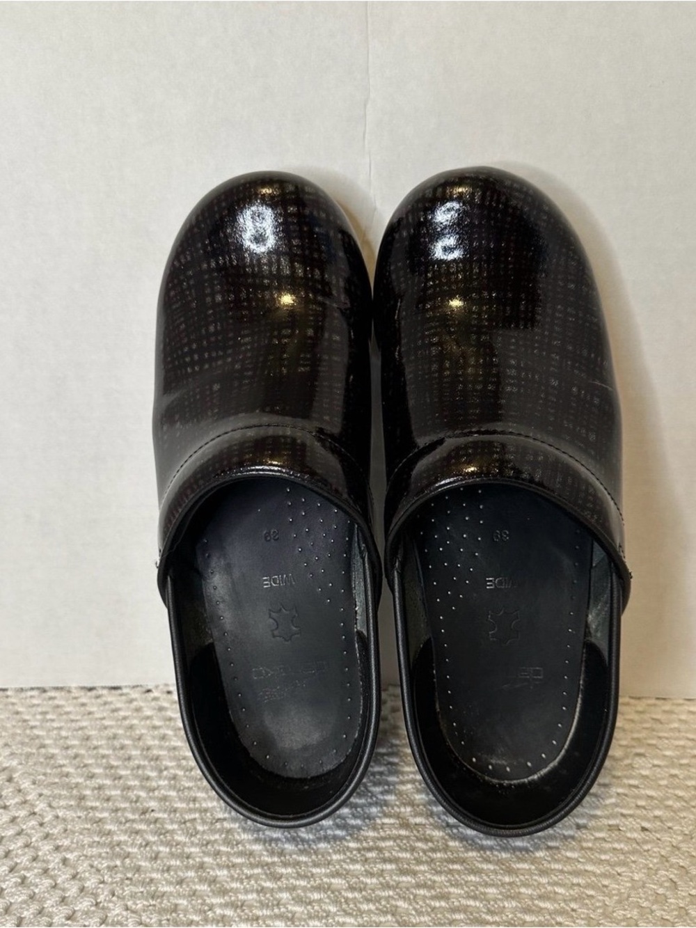 Dansko Professional Clogs 39 Wide Black Gold Plaid Shimmer Leather EU39 - Picture 4 of 6